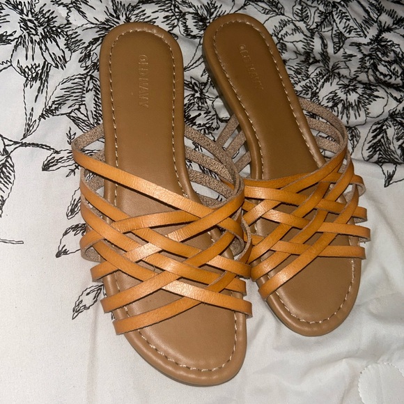 Old Navy Tan Strappy Sandals - Picture 1 of 3